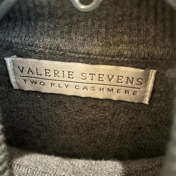 100% Two Ply Cashmere Turtleneck Valerie Stevens Sweater - Picture 3 of 10